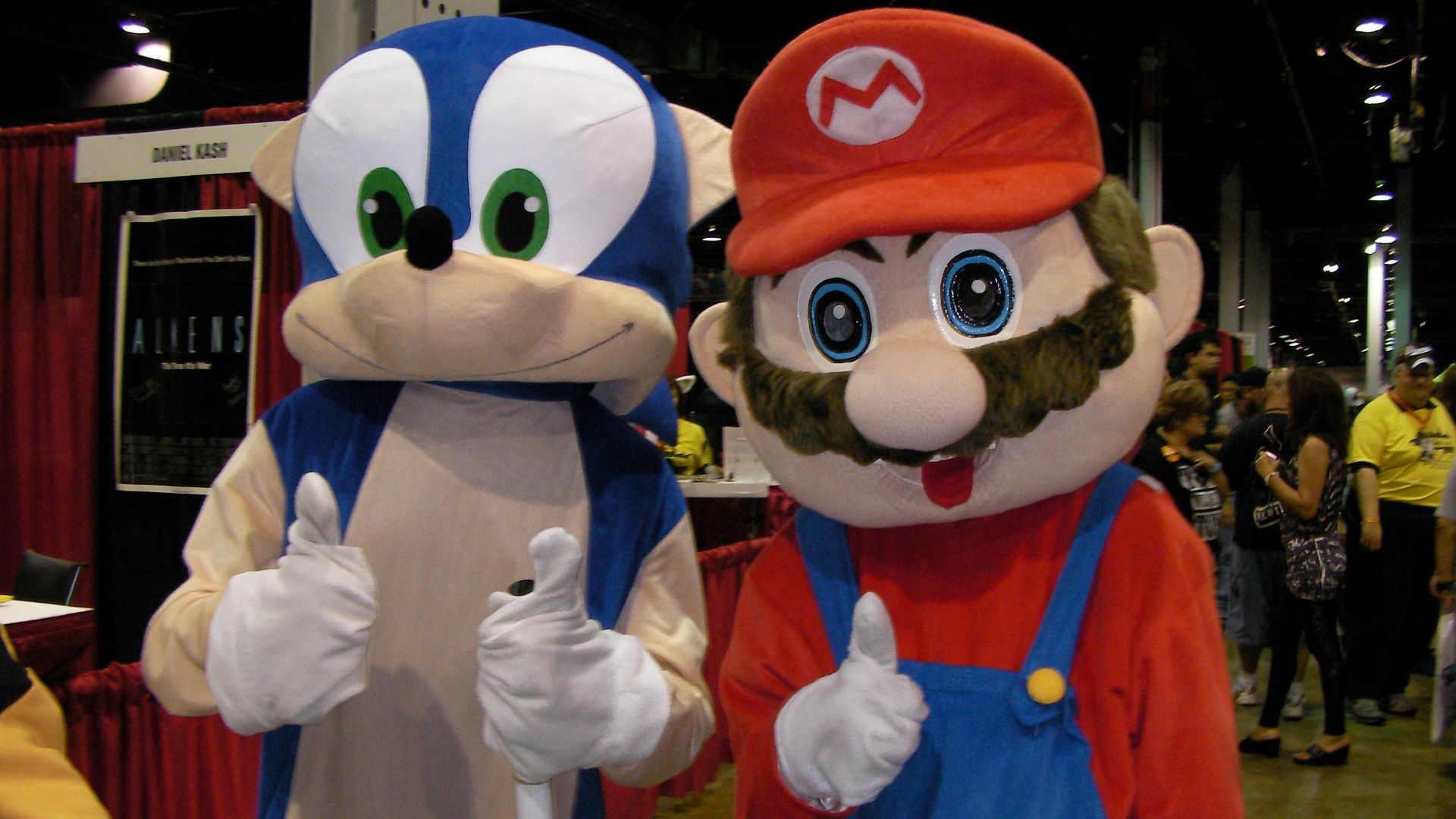 File:Sonic and Mario.jpg