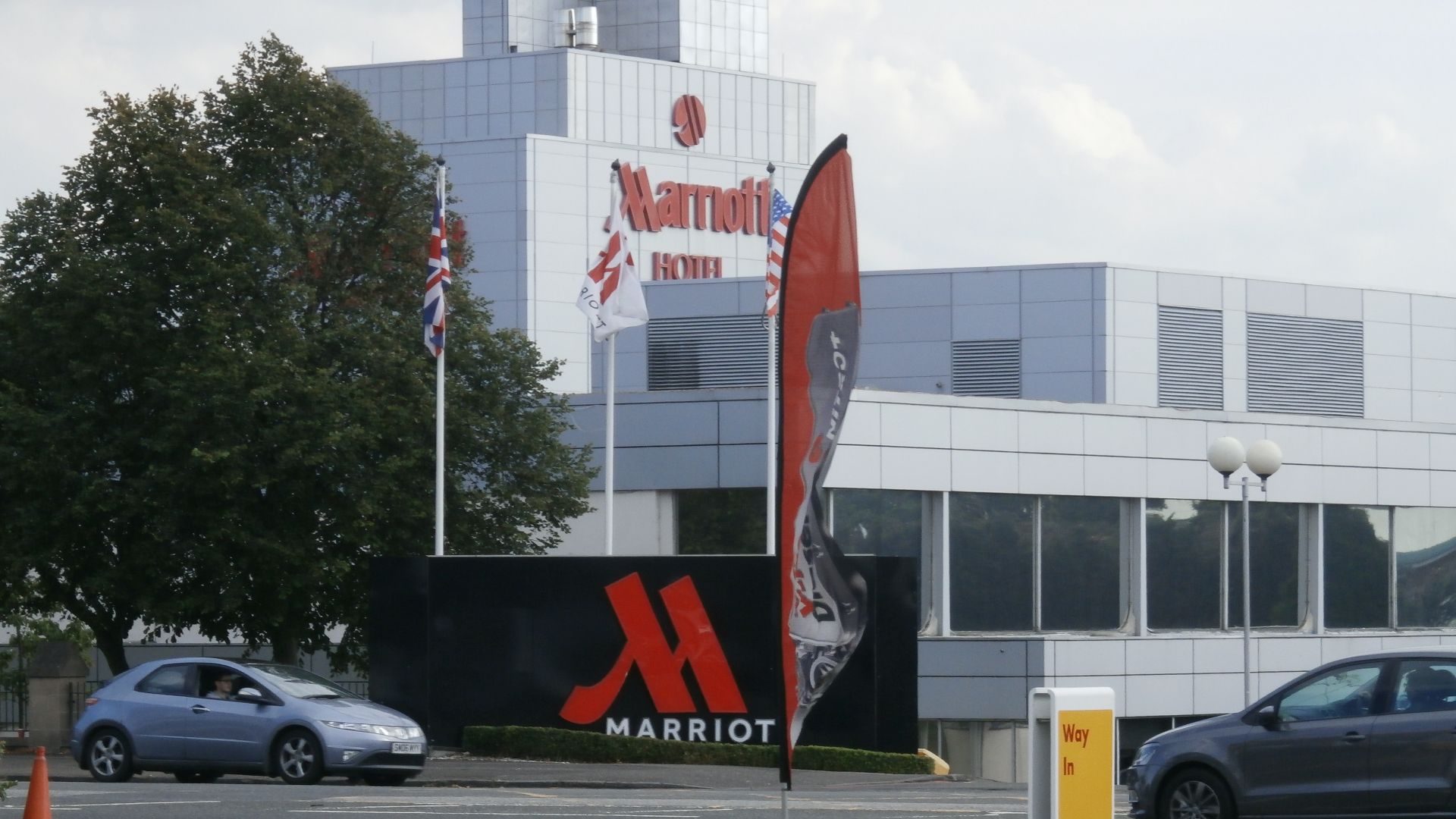 File:Marriott Hotel - Edinburgh - geograph.org.uk - 4656591.jpg