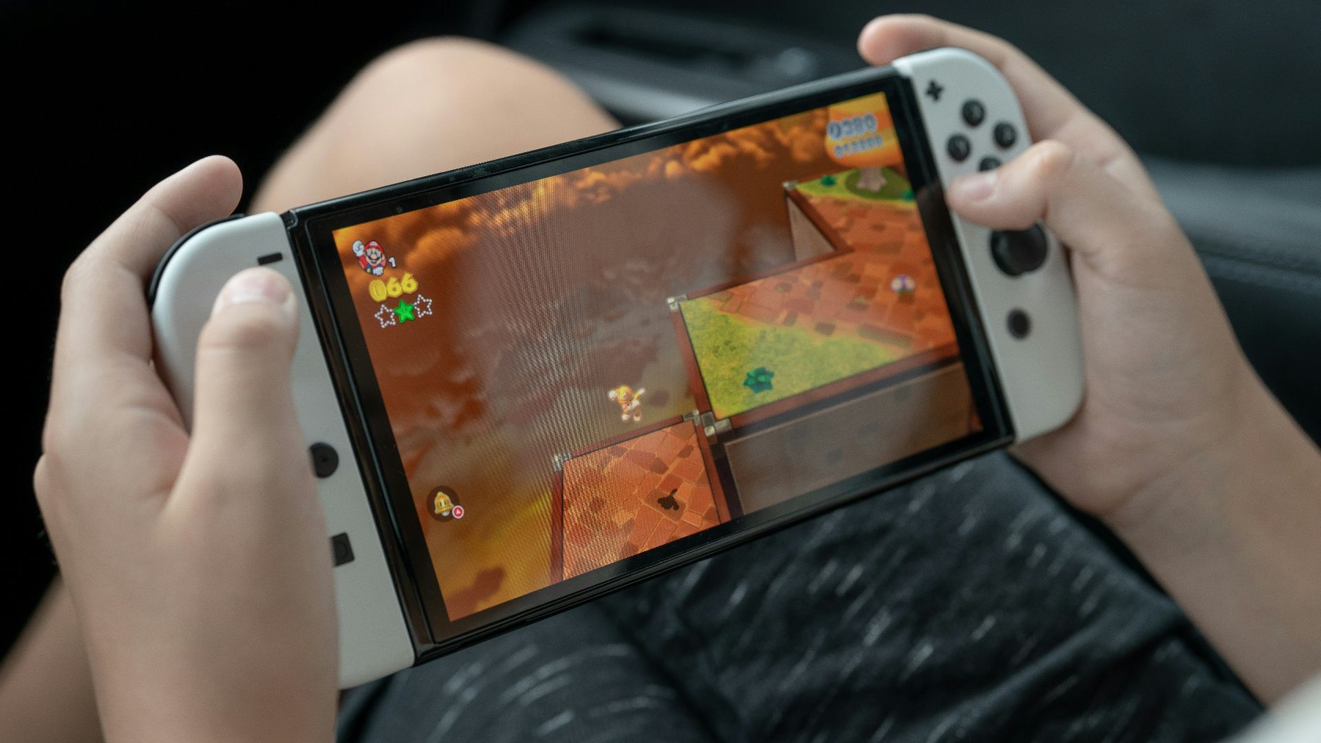 a person holding a [UNK] [UNK] game [UNK]