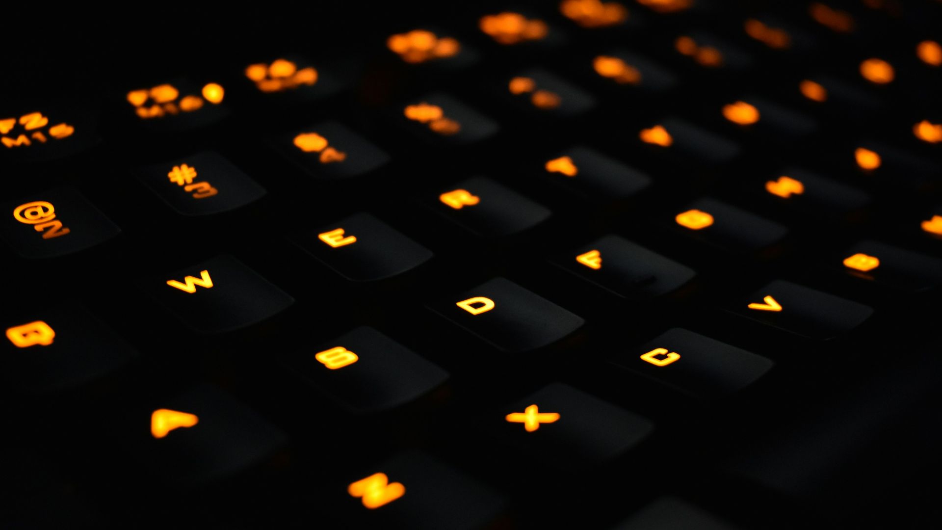 closeup photography of mechanical computer keyboard