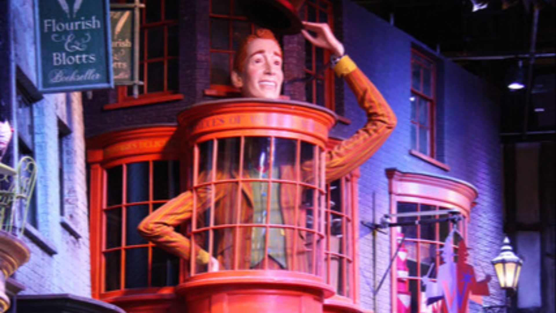 File:Weasleys Wizard Wheezes-geograph.org.uk-3264610.jpg