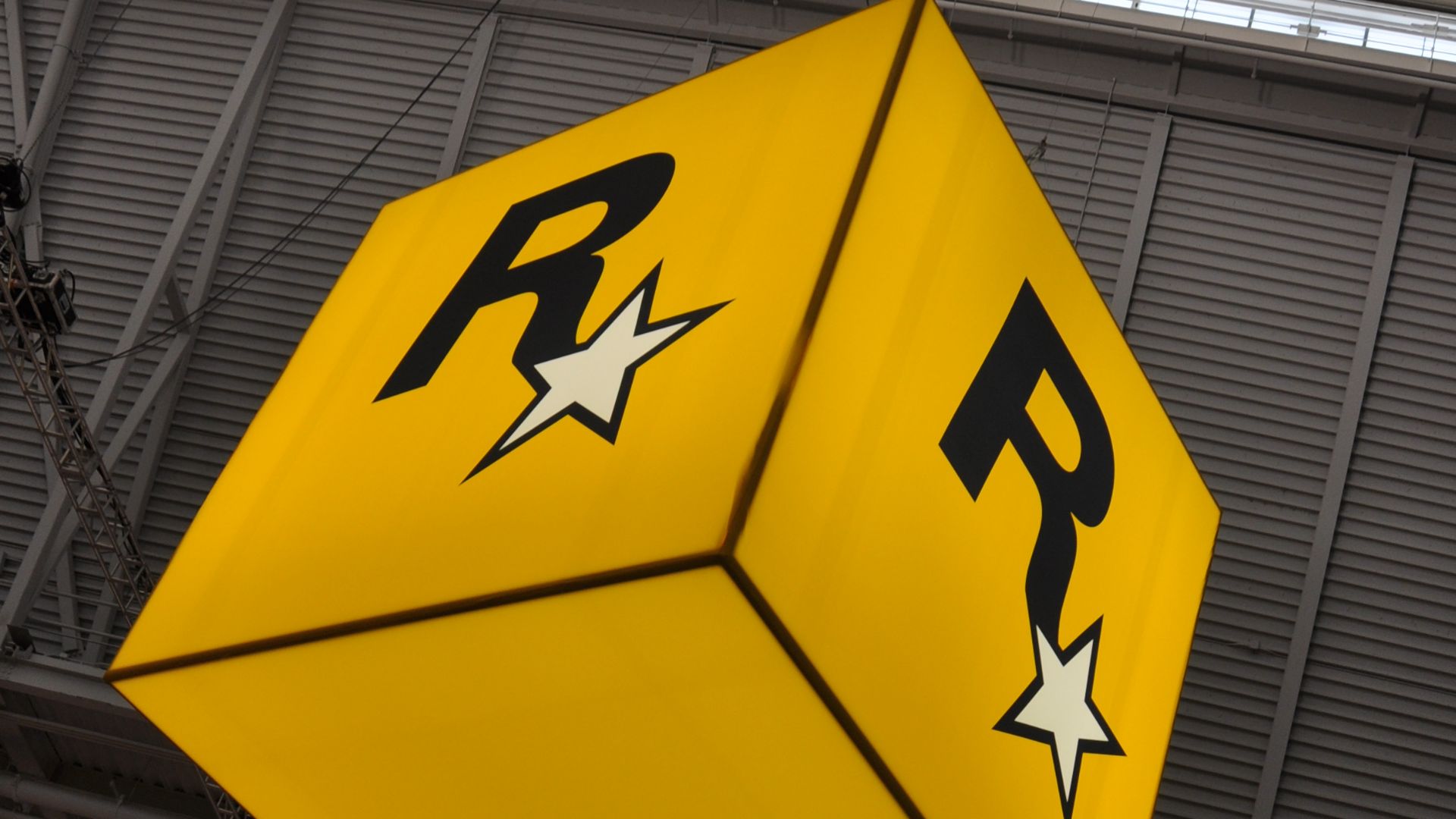 File:L.A. Noire - PAX East 2011.jpg