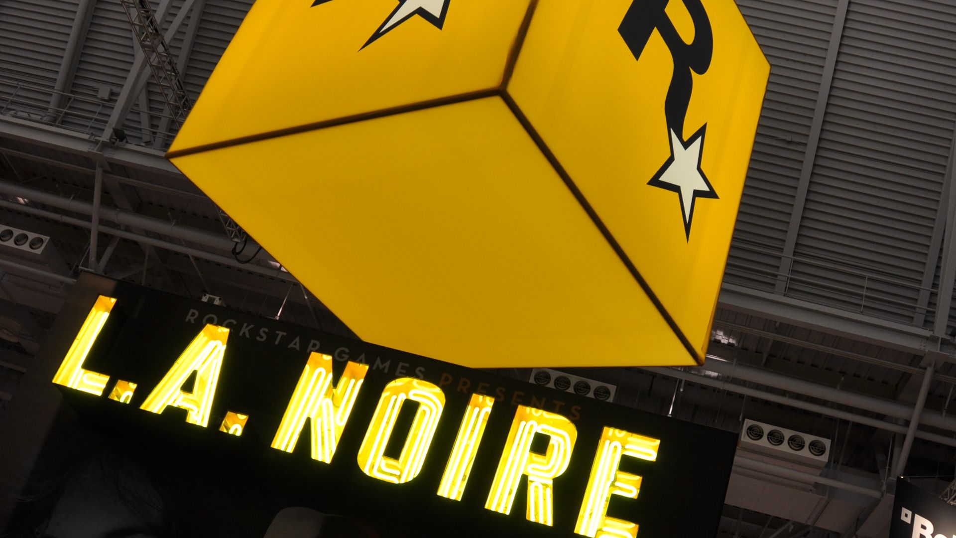 File:L.A. Noire - PAX East 2011.jpg