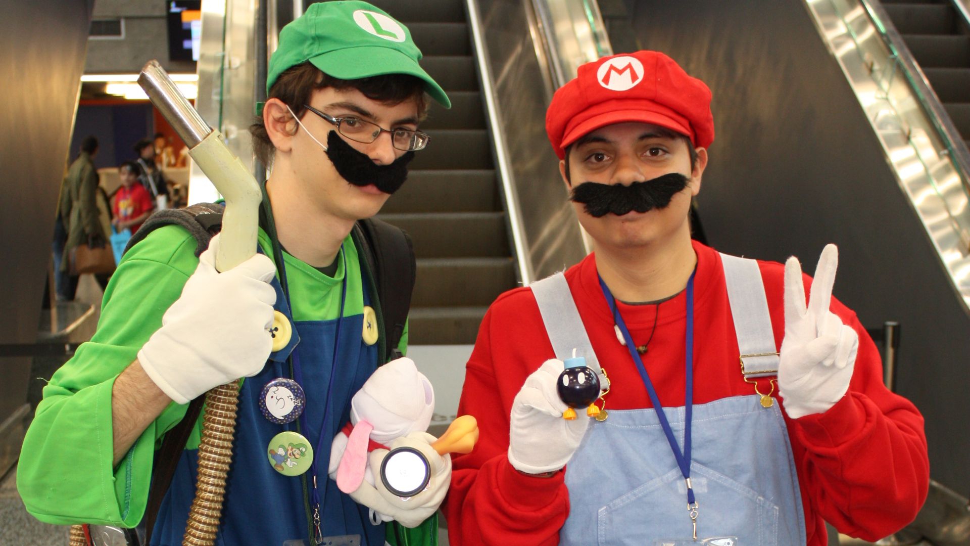 File:Otakuthon 2014- Mario Bros. (15029365982).jpg