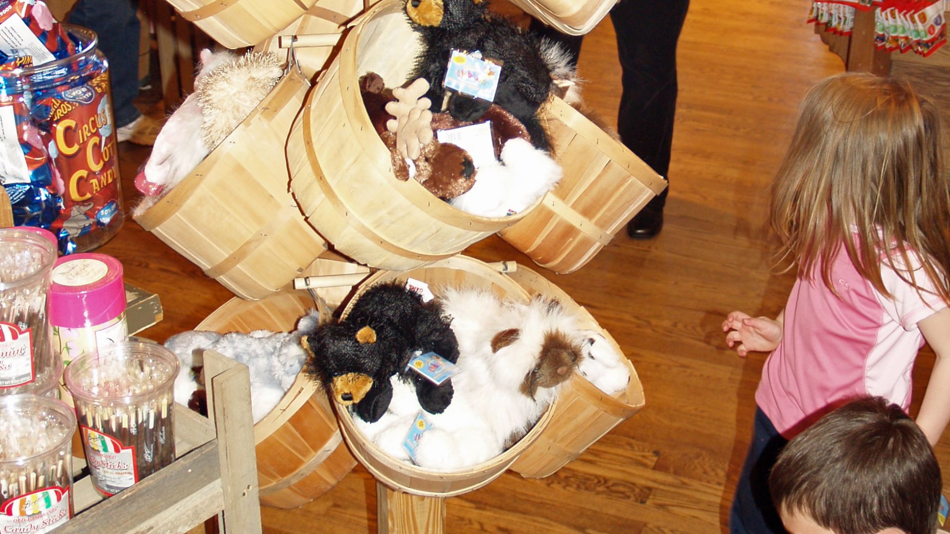 File:Webkinz kids by David Shankbone 2.jpg