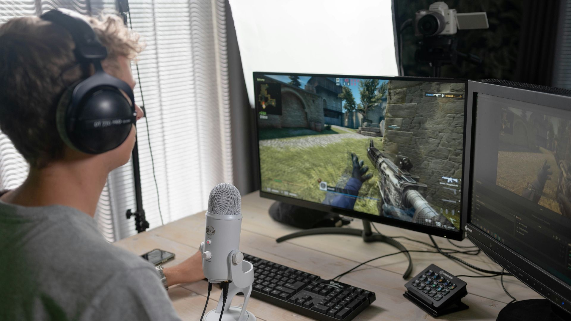 black flat screen computer monitor