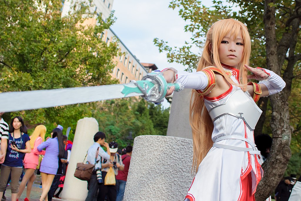 1024px-Cosplayer_of_Asuna_standing_at_PF17_20121027a.jpg