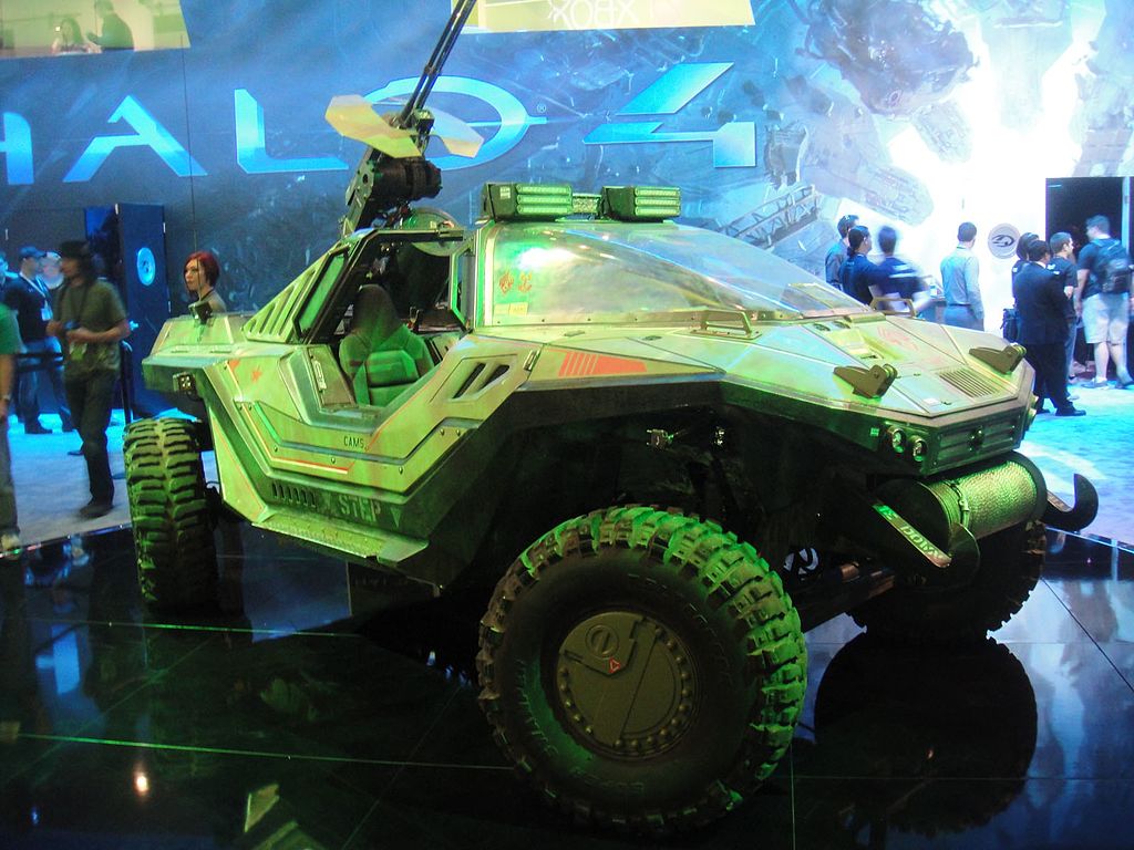 1024px-E3_Expo_2012_-_Microsoft_booth_-_Halo_4_warthog-1.jpg
