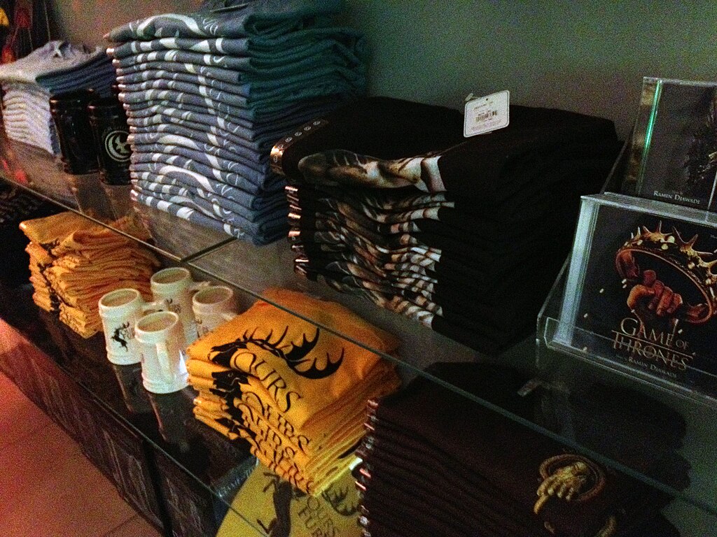 1024px-Game_of_Thrones_merchandise_in_HBO_shop.jpg