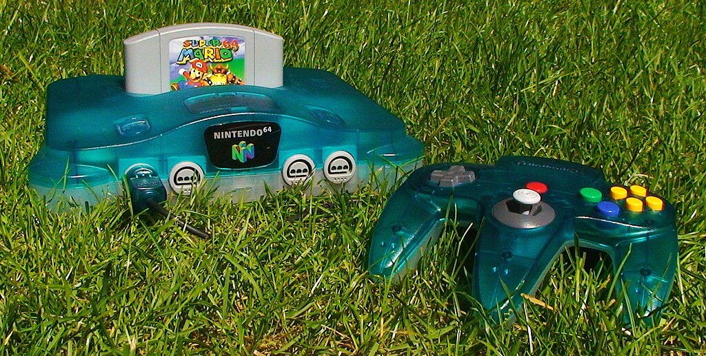 1024px-N64_Clear_Blue_with_Super_Mario_64_20100603-1.jpg