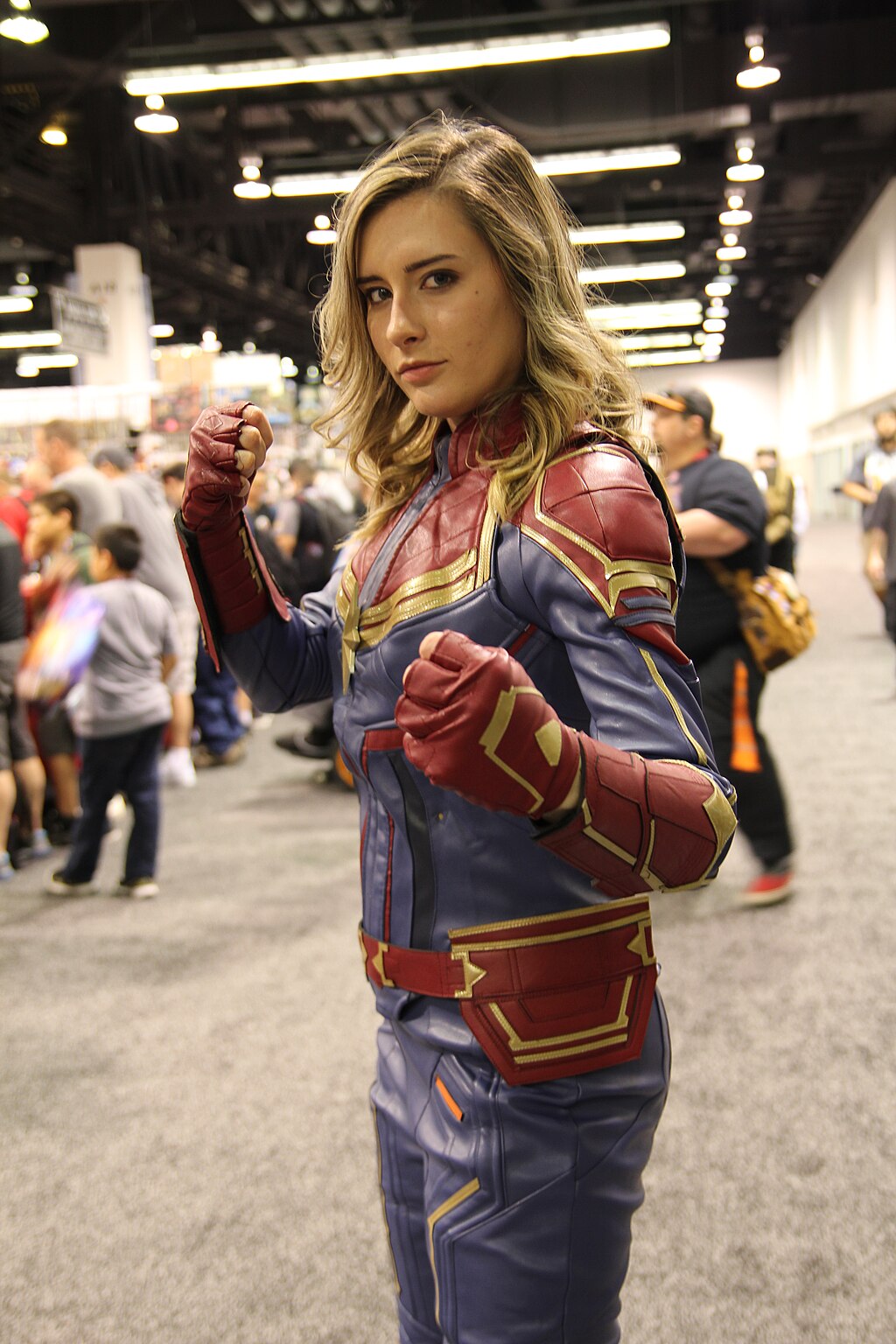 1024px-WonderCon_2019_-_Captain_Marvel.jpg