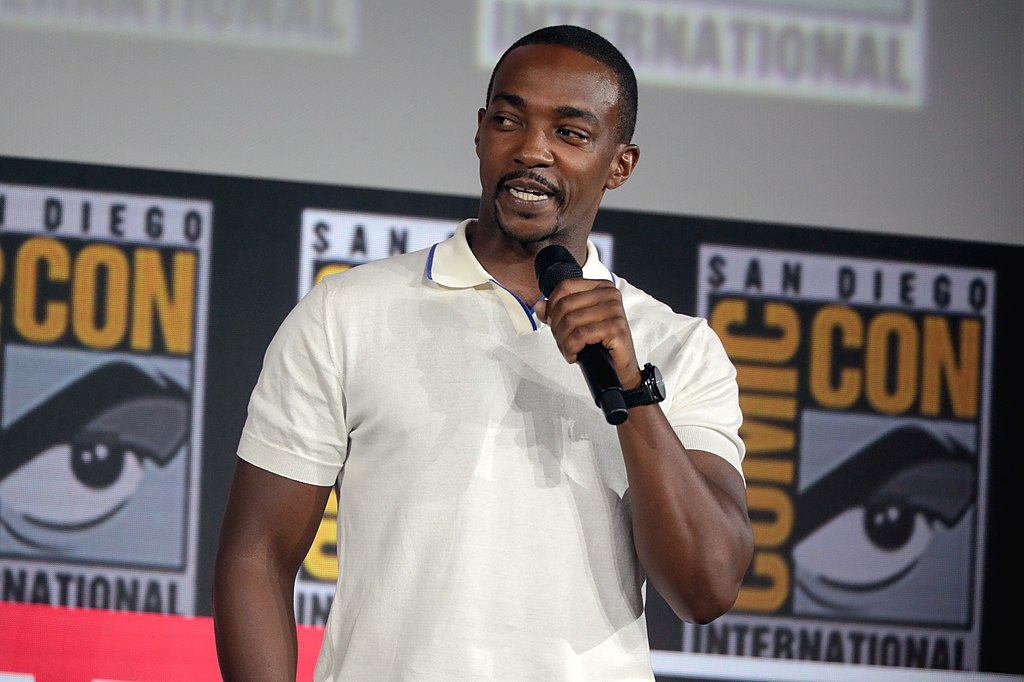 1024px-anthonymackie48469318202-1.jpg