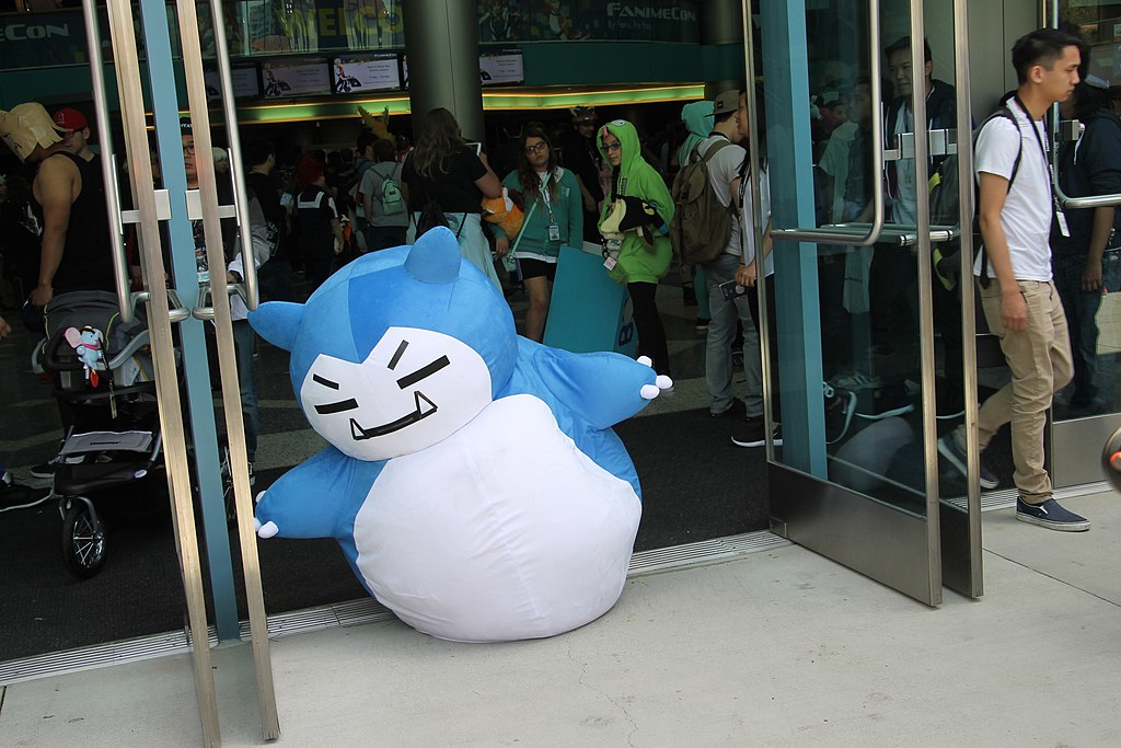 1024px-fanimecon201832342397841582-1.jpg