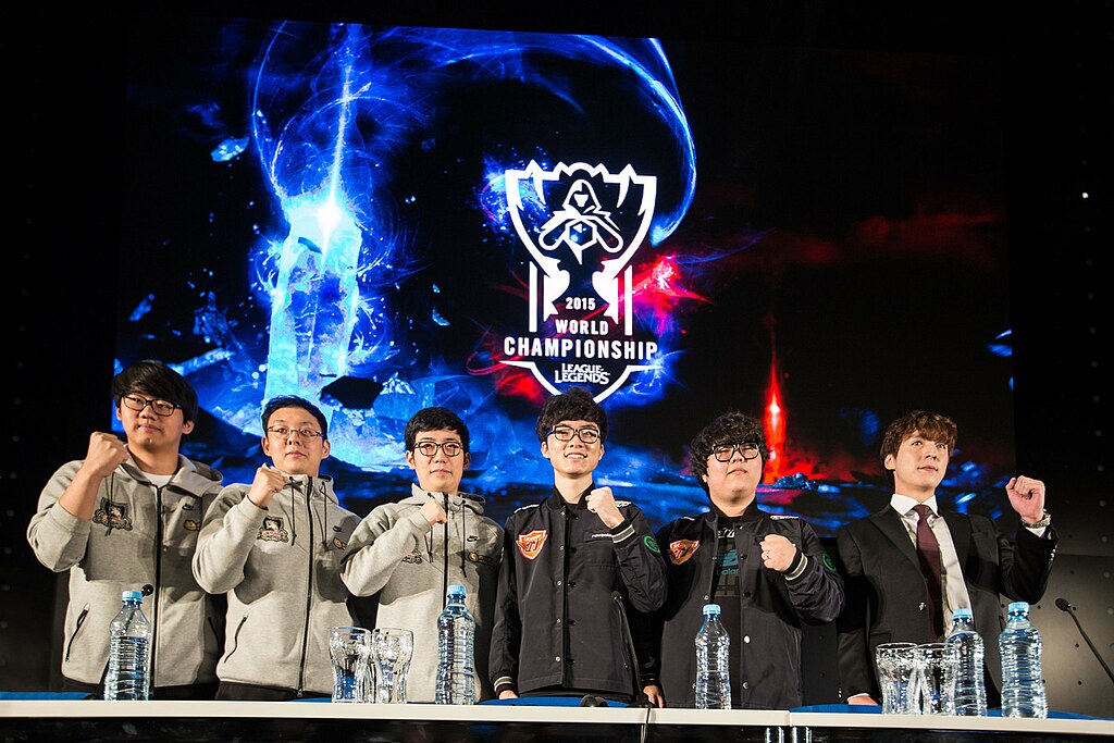 1024px-kootigersandsktelecomat2015leagueoflegendsworldchampionshipperspective-2.jpg
