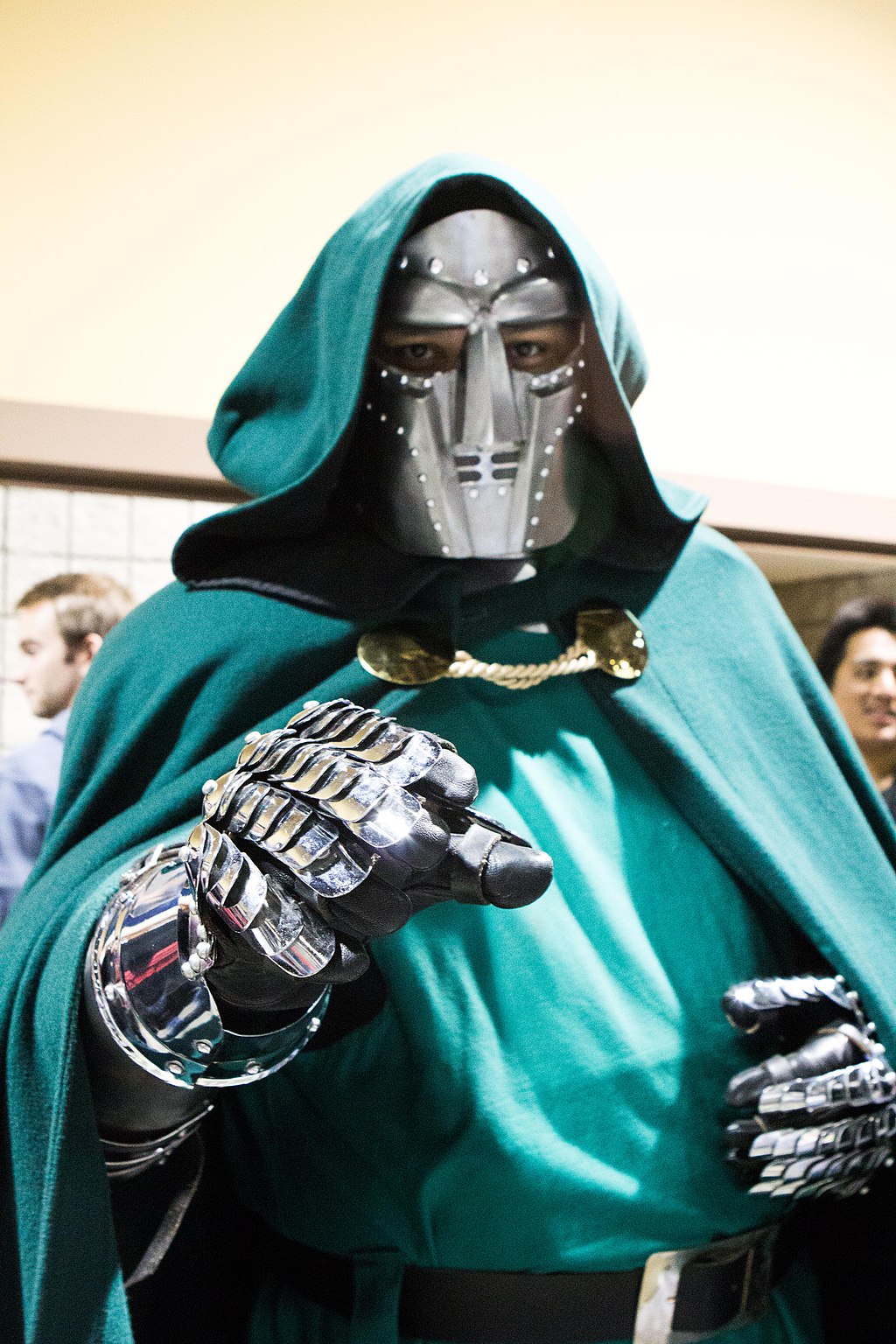 1024px-lbcc2013-doctordoom11027746756-2.jpg