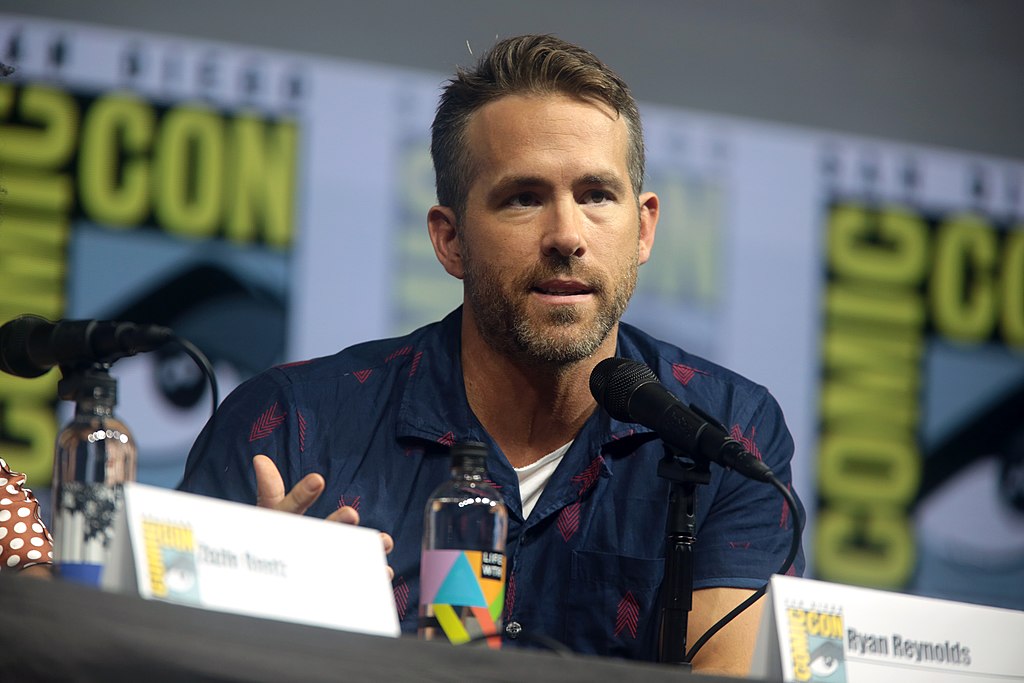 1024px-ryanreynolds43744884102.jpg