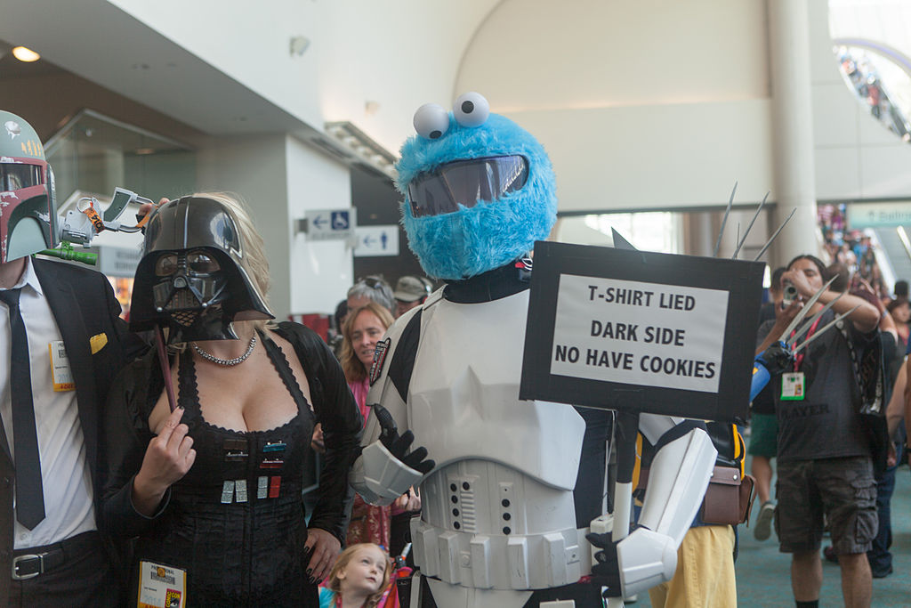 1024px-sandiegocomiccon2014-132314571806319-2.jpg