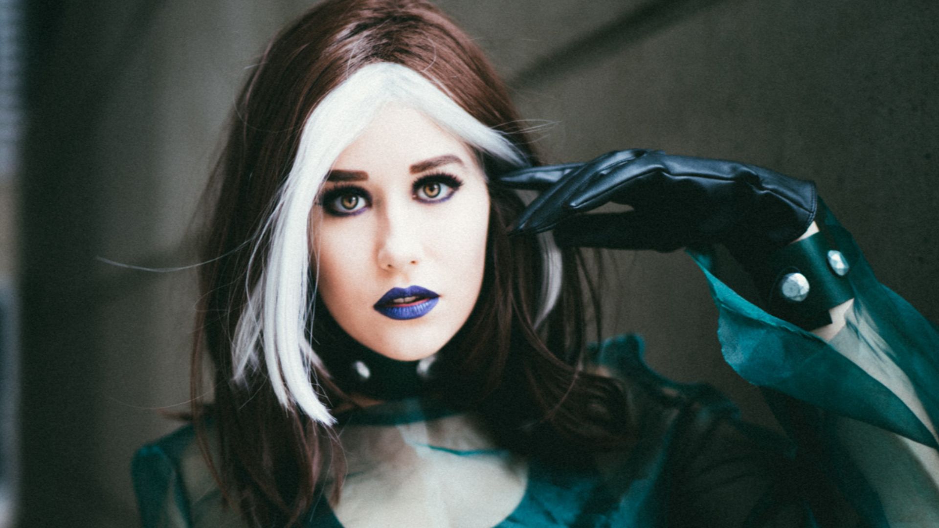 File:Cosplay of Rogue from X-Men Evolution at Anime Expo 2016 (28087617924).jpg