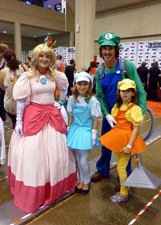 512px-fanexpo2014-mariogroup14951201179.jpg