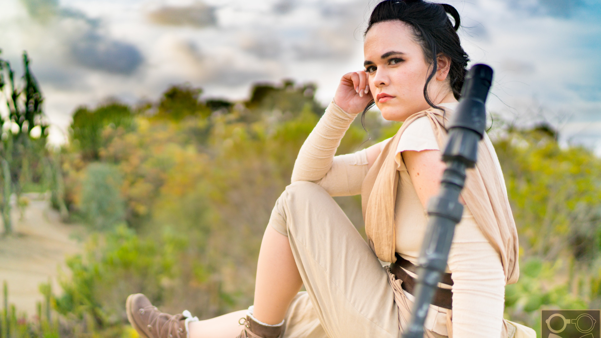 Balboa_Cosplay_Meetup_-_Cosplay_of_Rey_2-3.jpg