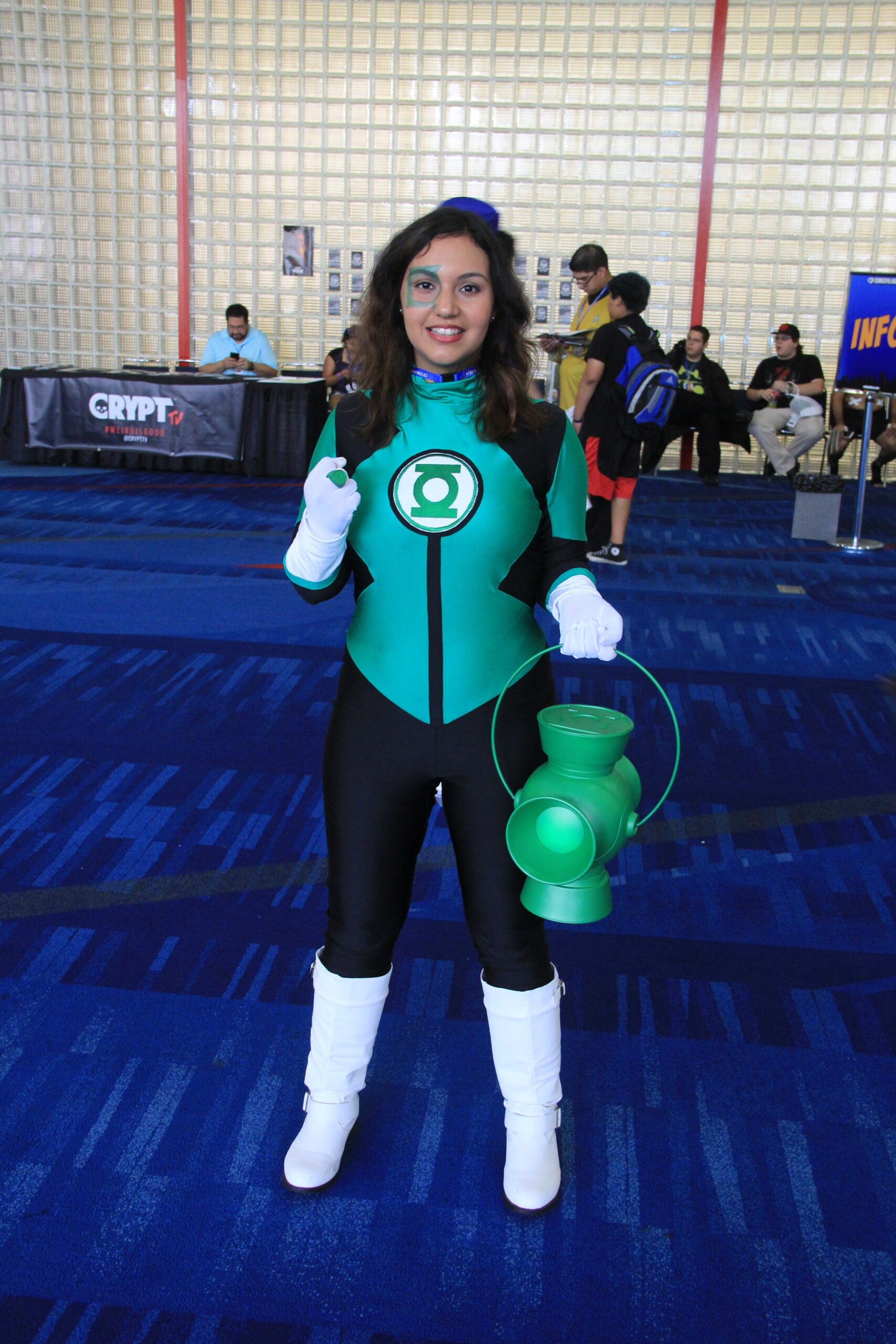 Green_Lantern_Jessica_Cruz_at_Comicpalooza_01-scaled-2.jpg