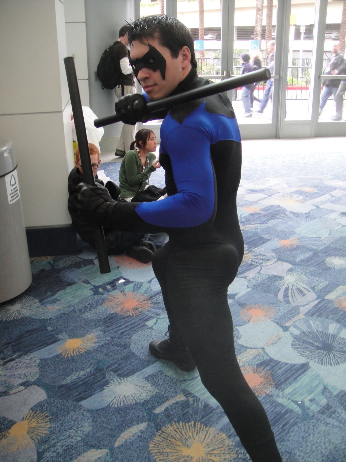 Nightwing_at_WonderCon_2012-1.jpg