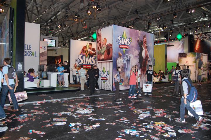 Sims_Stand-1.jpg