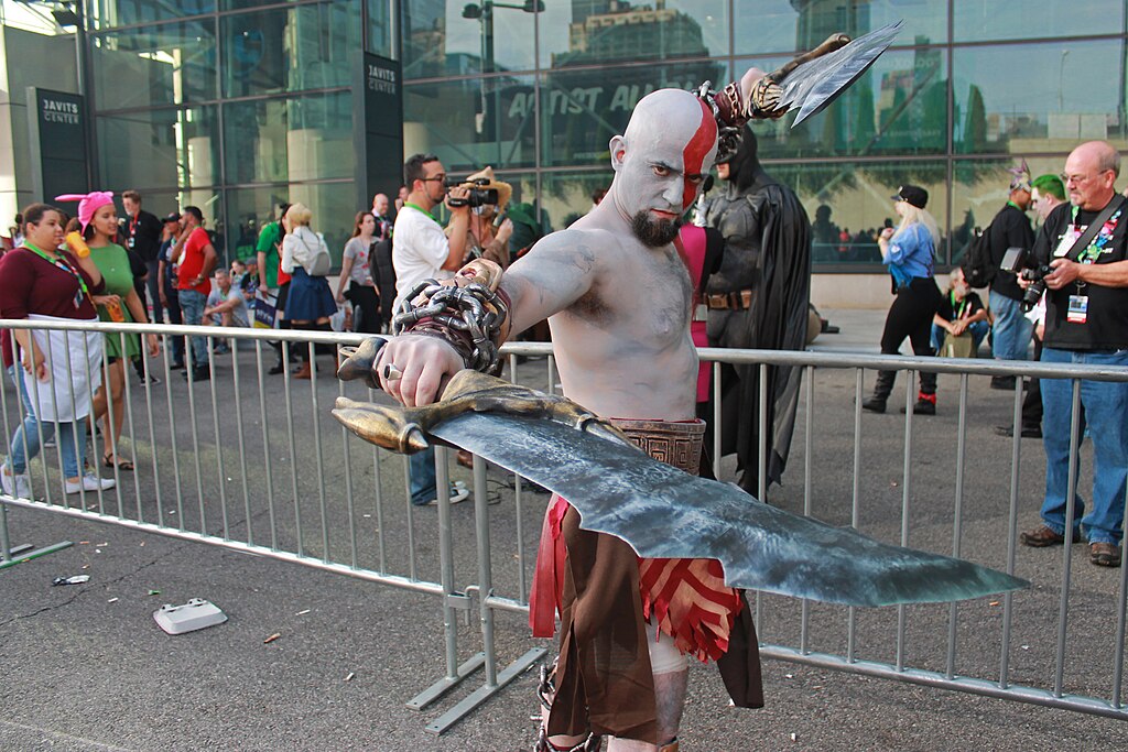 cosplayofkratosgodofwarnewyorkcomiccon2017-3.jpg