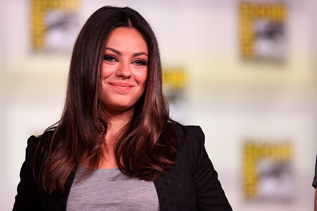milakunis7601680152-2.jpg