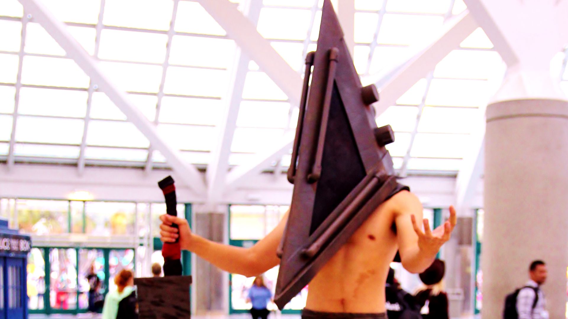 File:Comikaze 2014 - Pyramid Head (15733502002).jpg