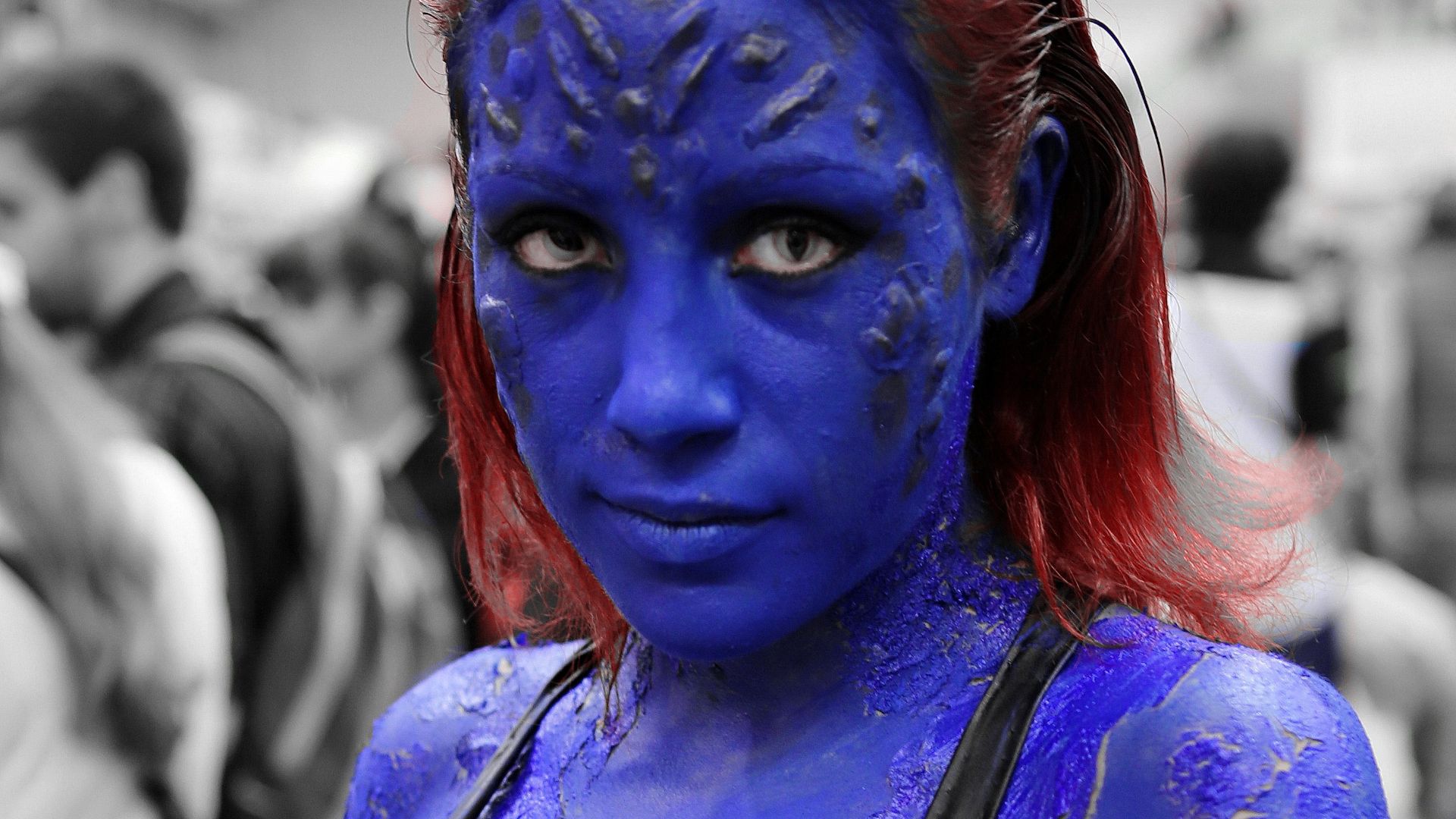 File:Mystique Cosplayer at Romics 2013 - Fall.jpg