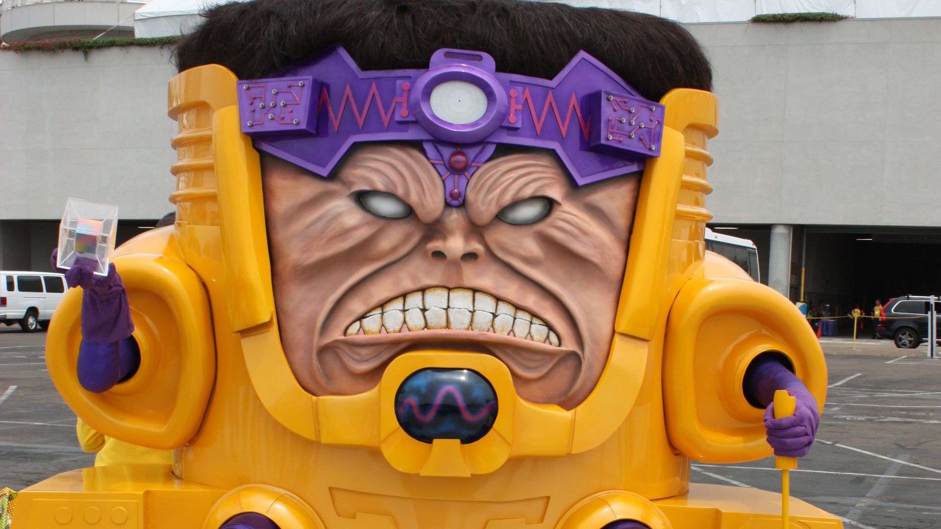 File:SDCC 2014 - MODOK (14587165940).jpg