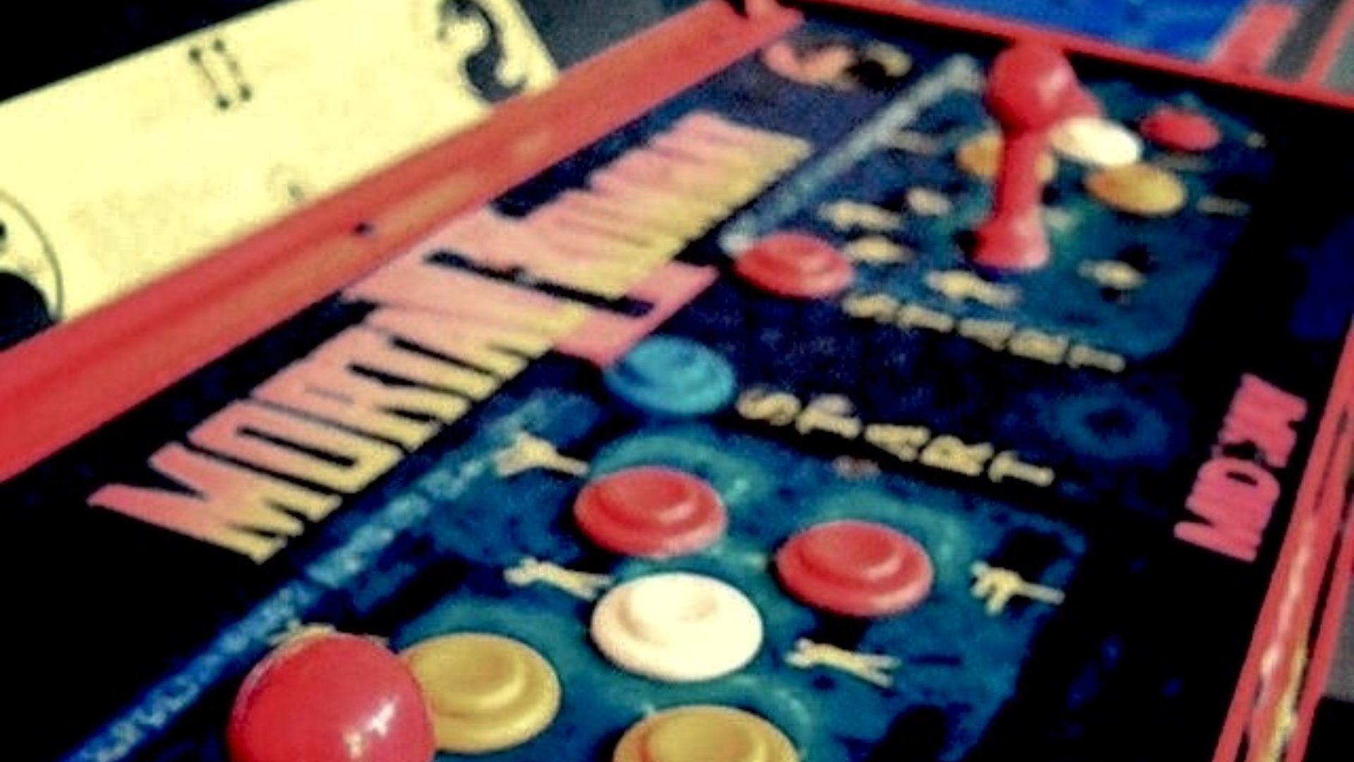 File:Mortal Kombat II arcade cabinet.jpg