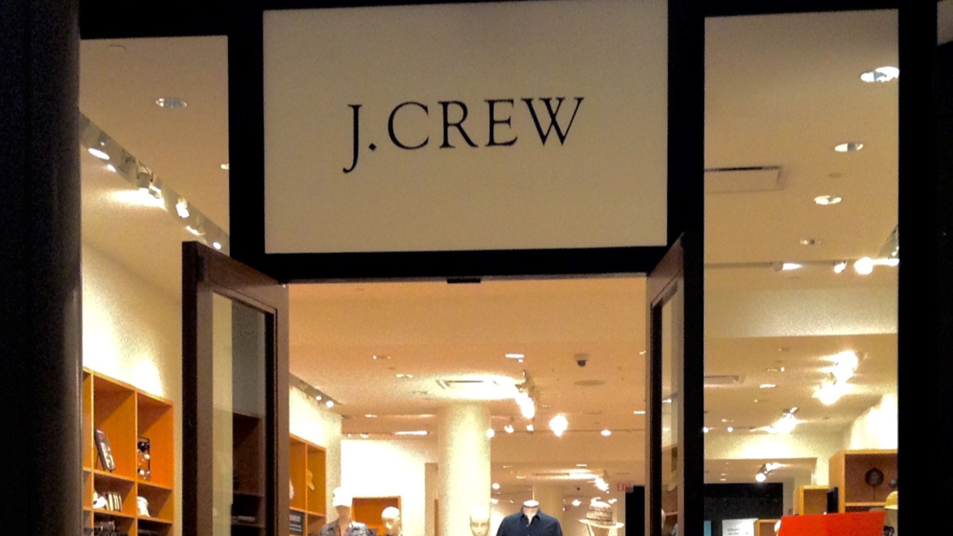 File:J Crew Store (19007016235).jpg