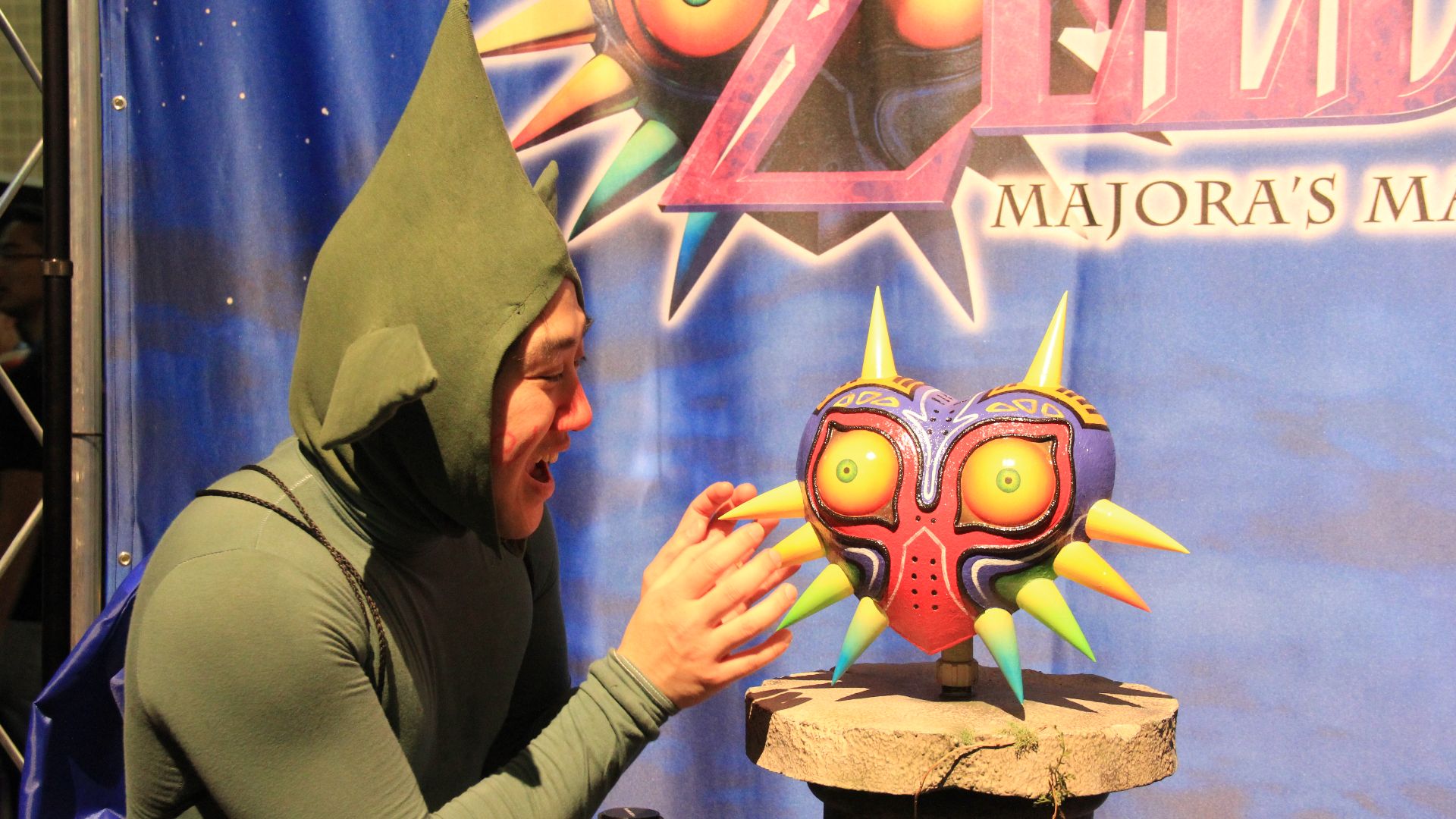 File:PAX South 2015 - Tingle and Majora's Mask (16334809606).jpg
