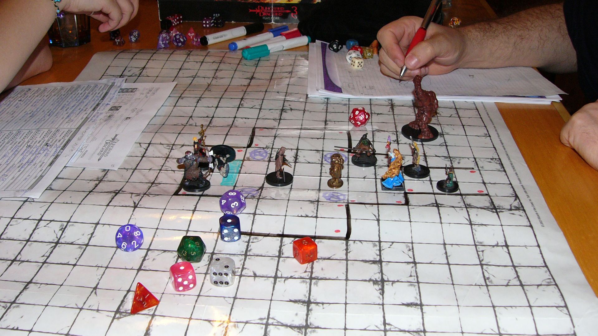 File:Dungeons and Dragons game.jpg