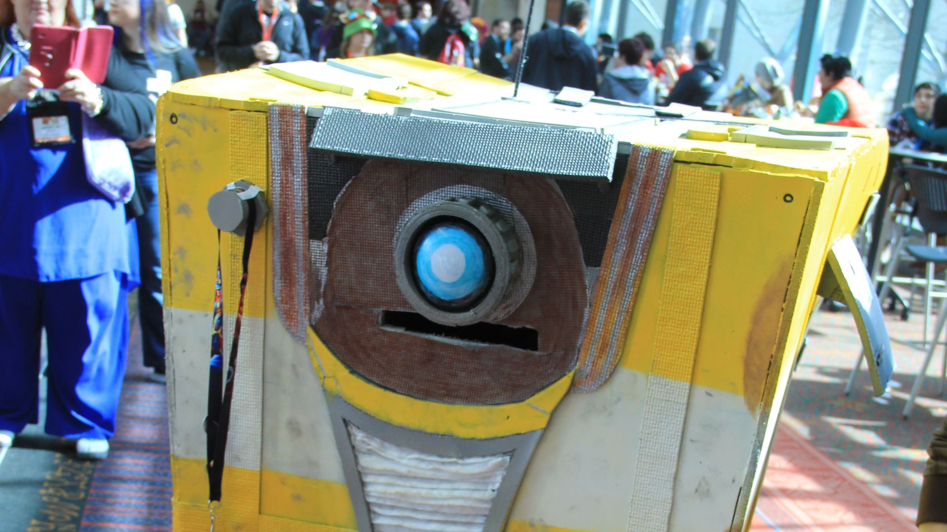 File:PAX South 2015 - Claptrap (16359113981).jpg