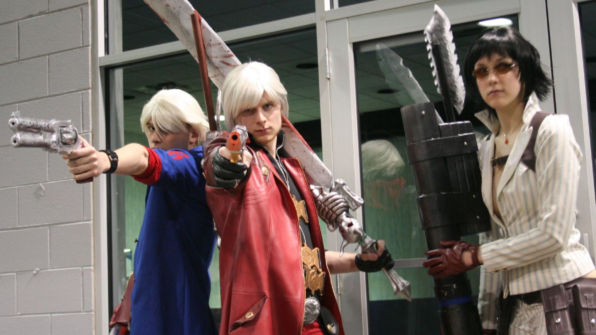 File:Devil May Cry Cosplayers at the Anime Central 2008.jpg