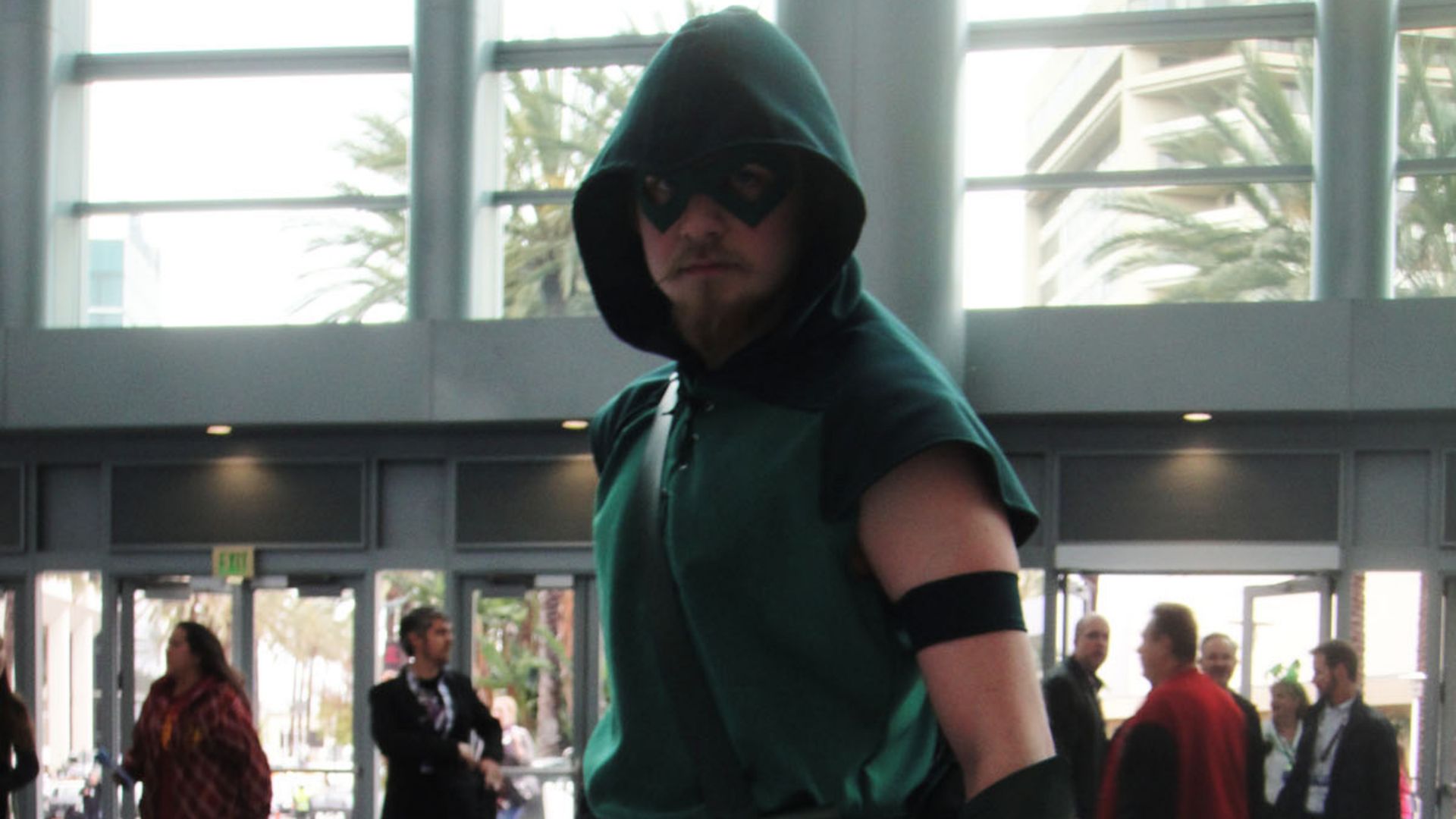 File:WonderCon 2012 - Green Arrow (7019457861).jpg