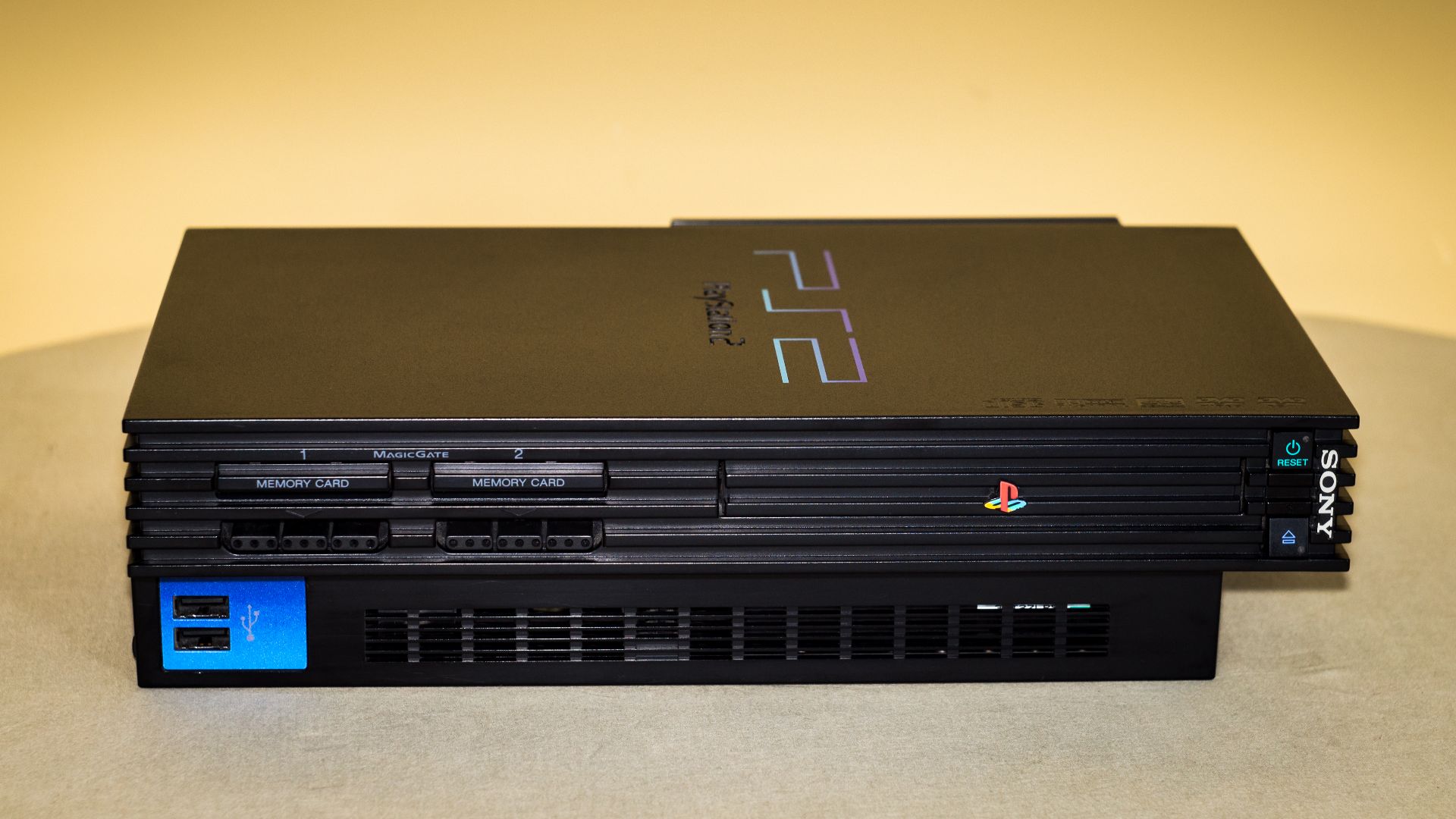 File:Sony Playstation 2 SCPH-5001 V9 (19290958318).jpg