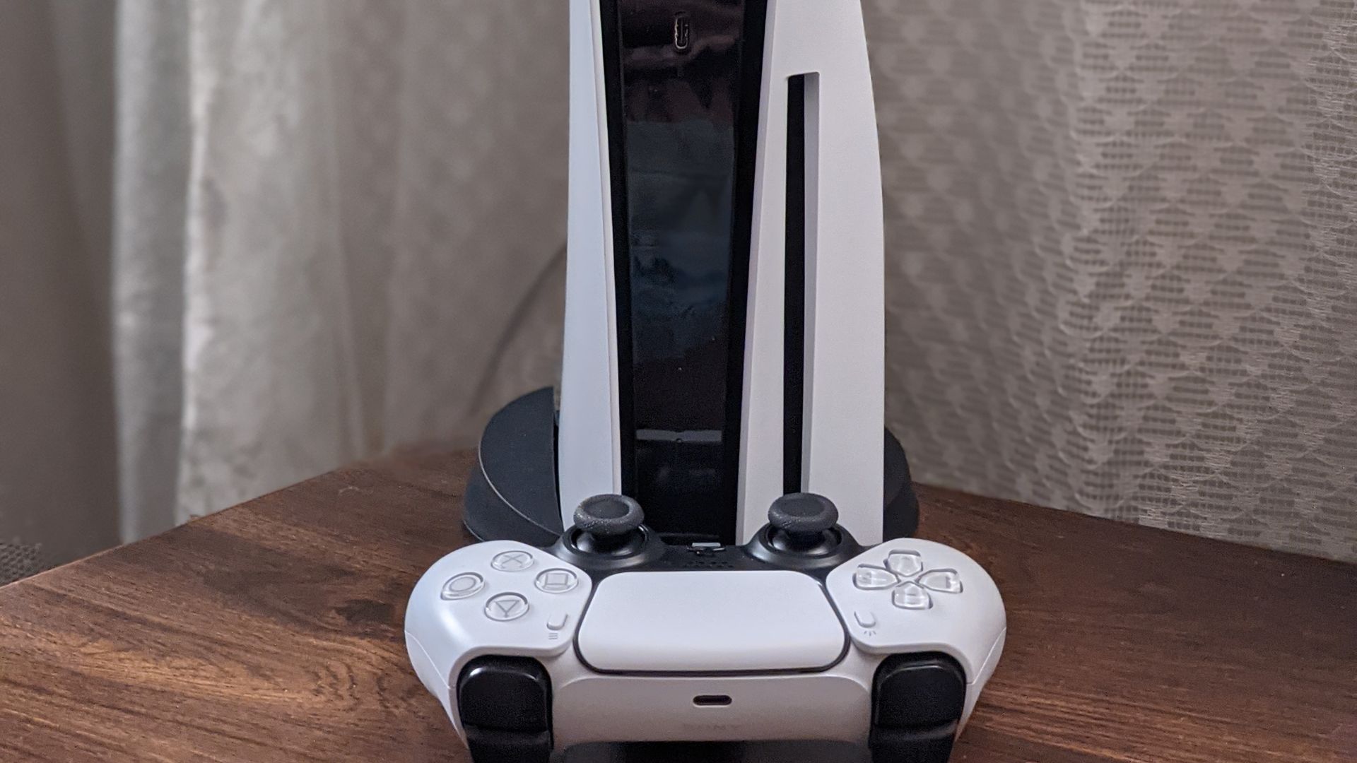 File:PlayStation 5 and DualSense (2).jpg
