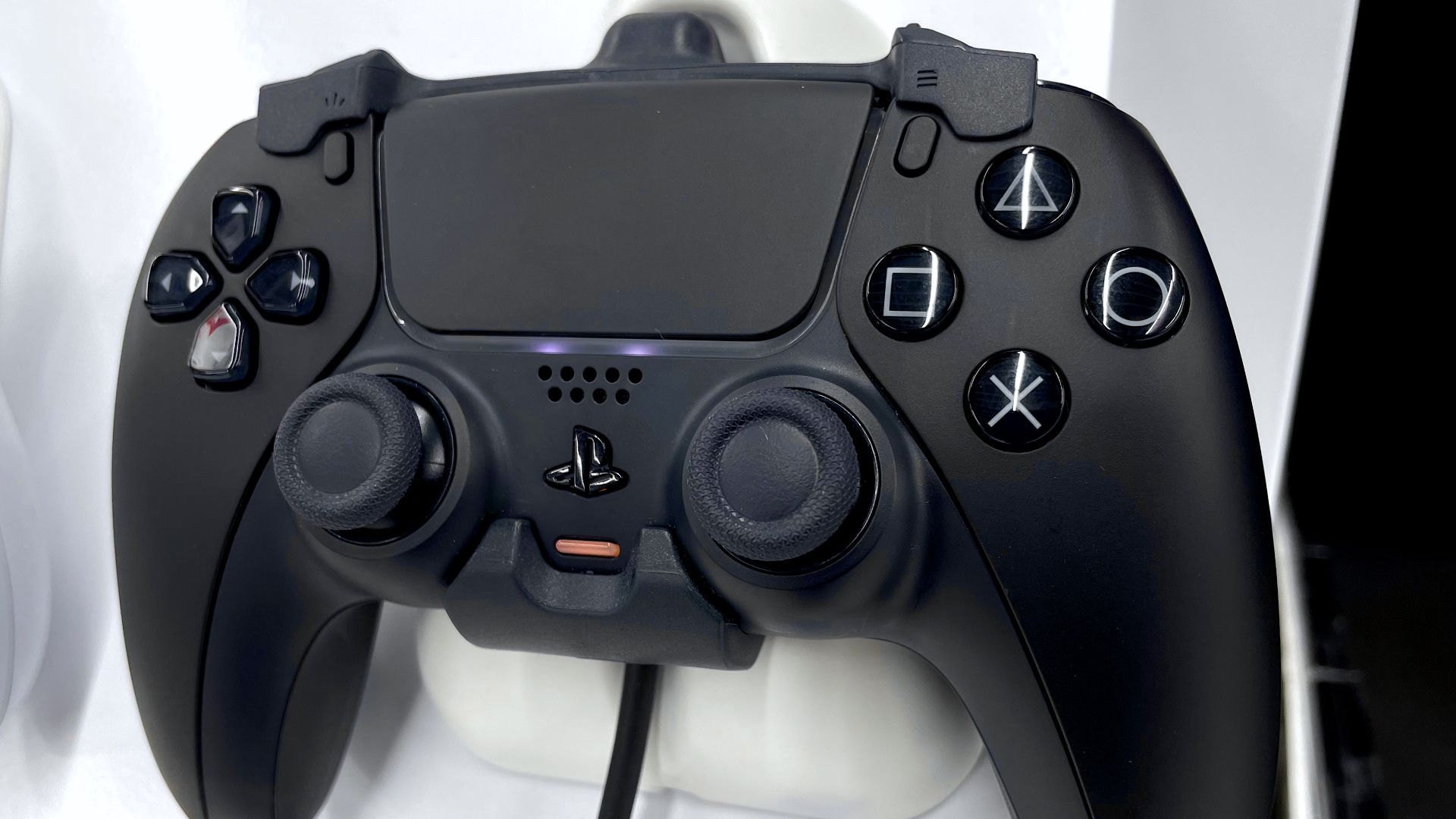 File:Playstatioin 5 Black game controller - 2.jpg