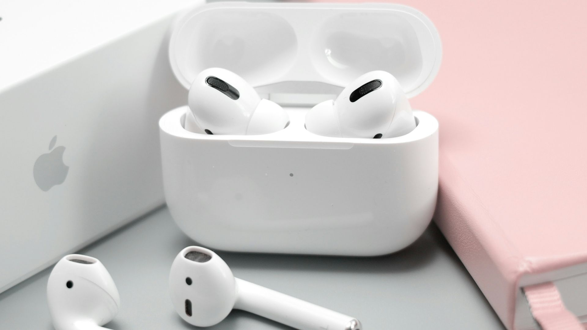 shallow focus photo of Apple AirPods