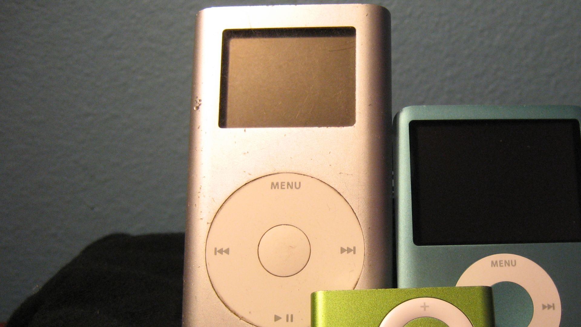 File:The Family (1833643666).jpg