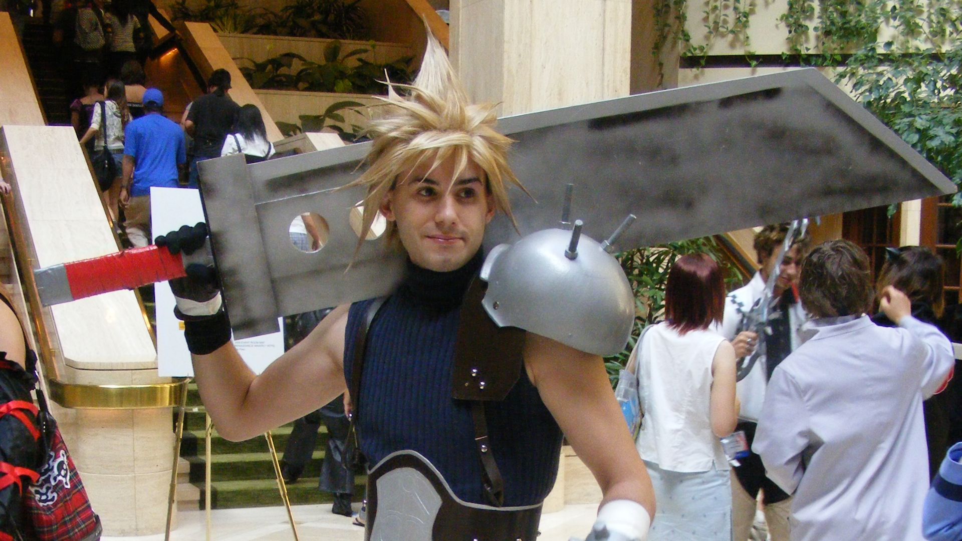 File:Cosplay - AWA14 - Cloud Strife.jpg