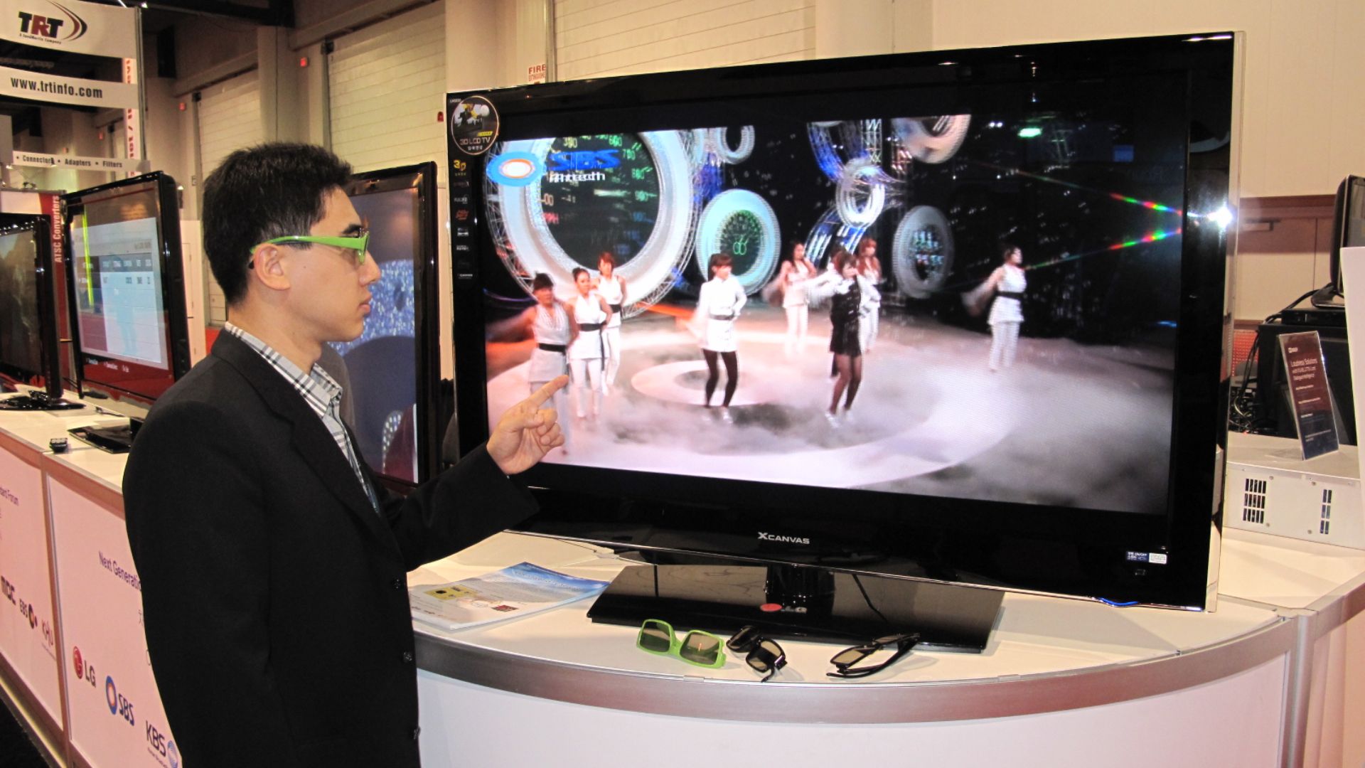 File:LG전자•SBS, 세계 최초 지상파 방송망 활용 3D TV 기술 개발.jpg