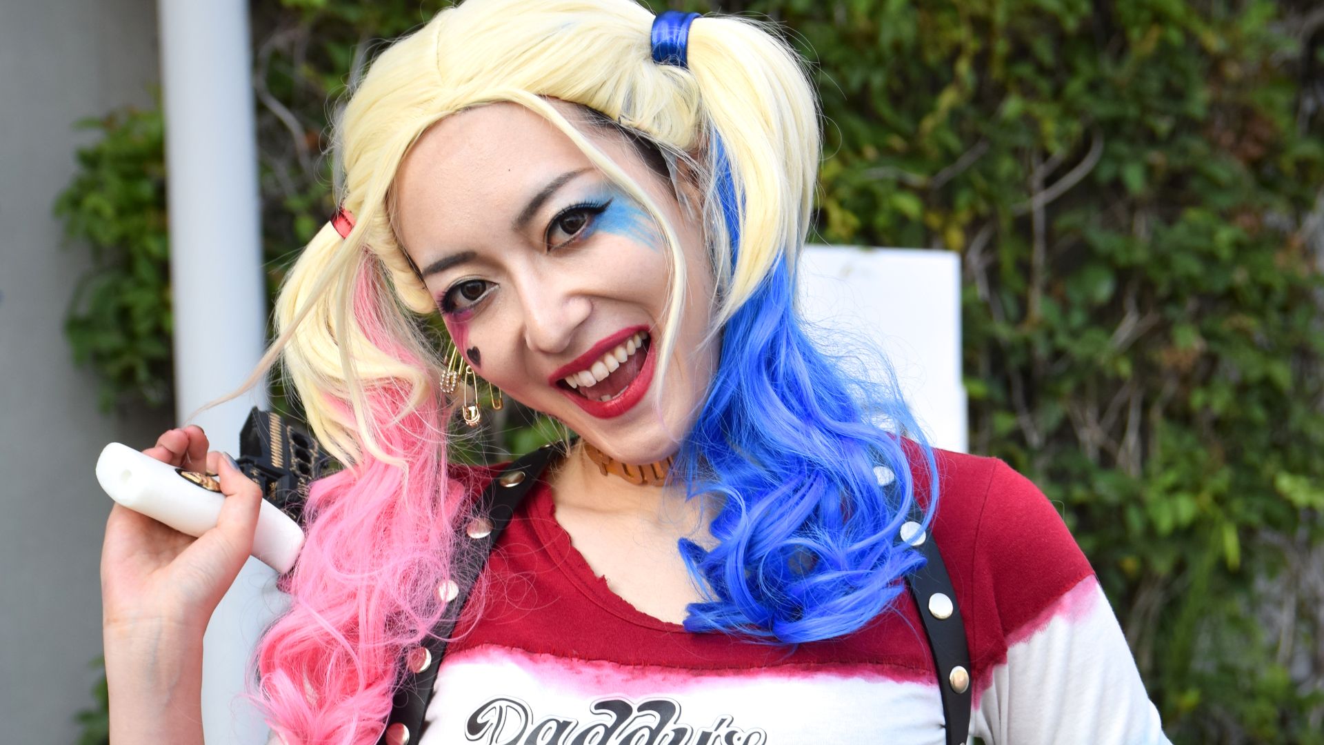 File:Harley Quinn cosplay (29358532740).jpg