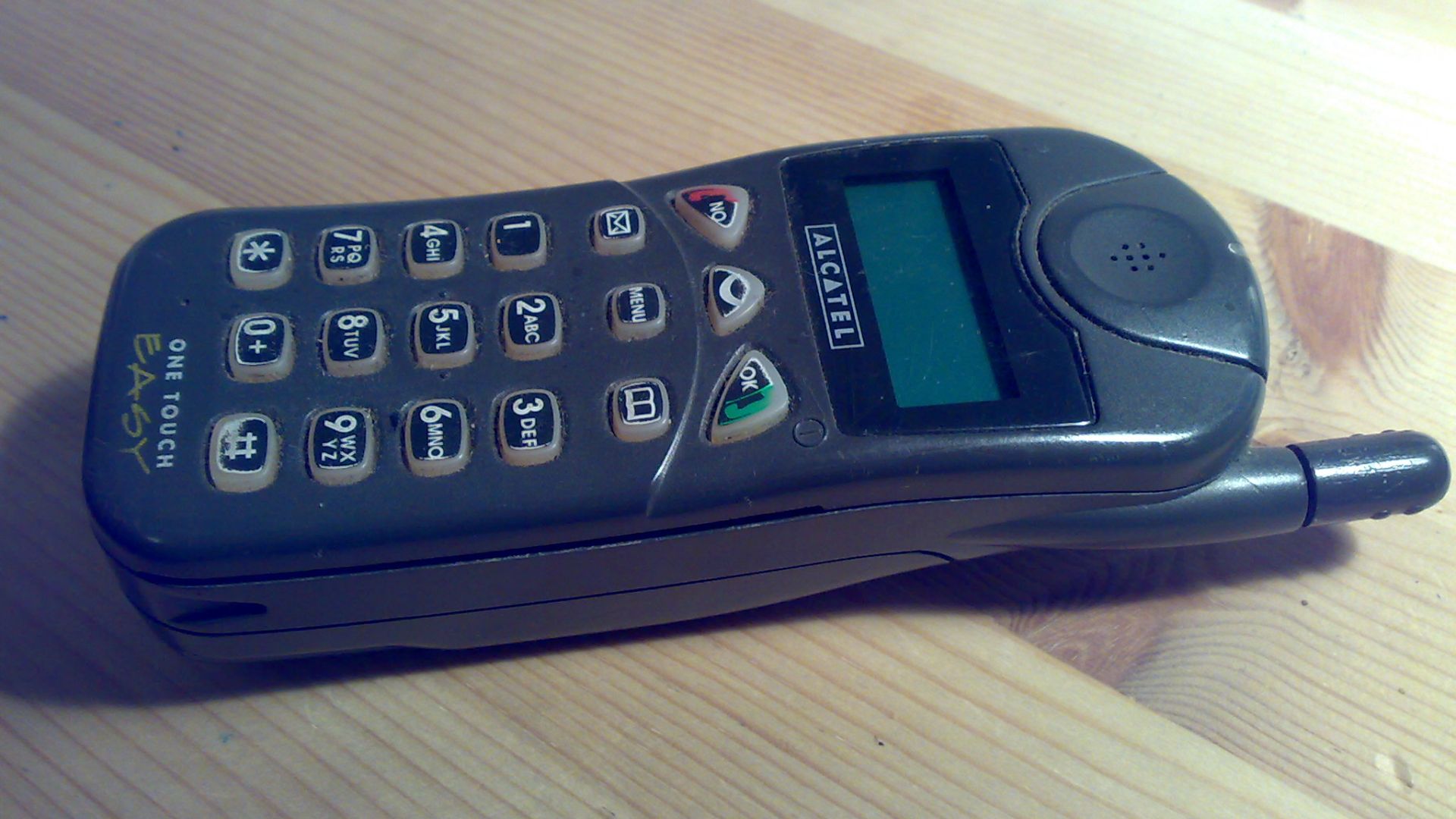 File:Alcatel04.jpg