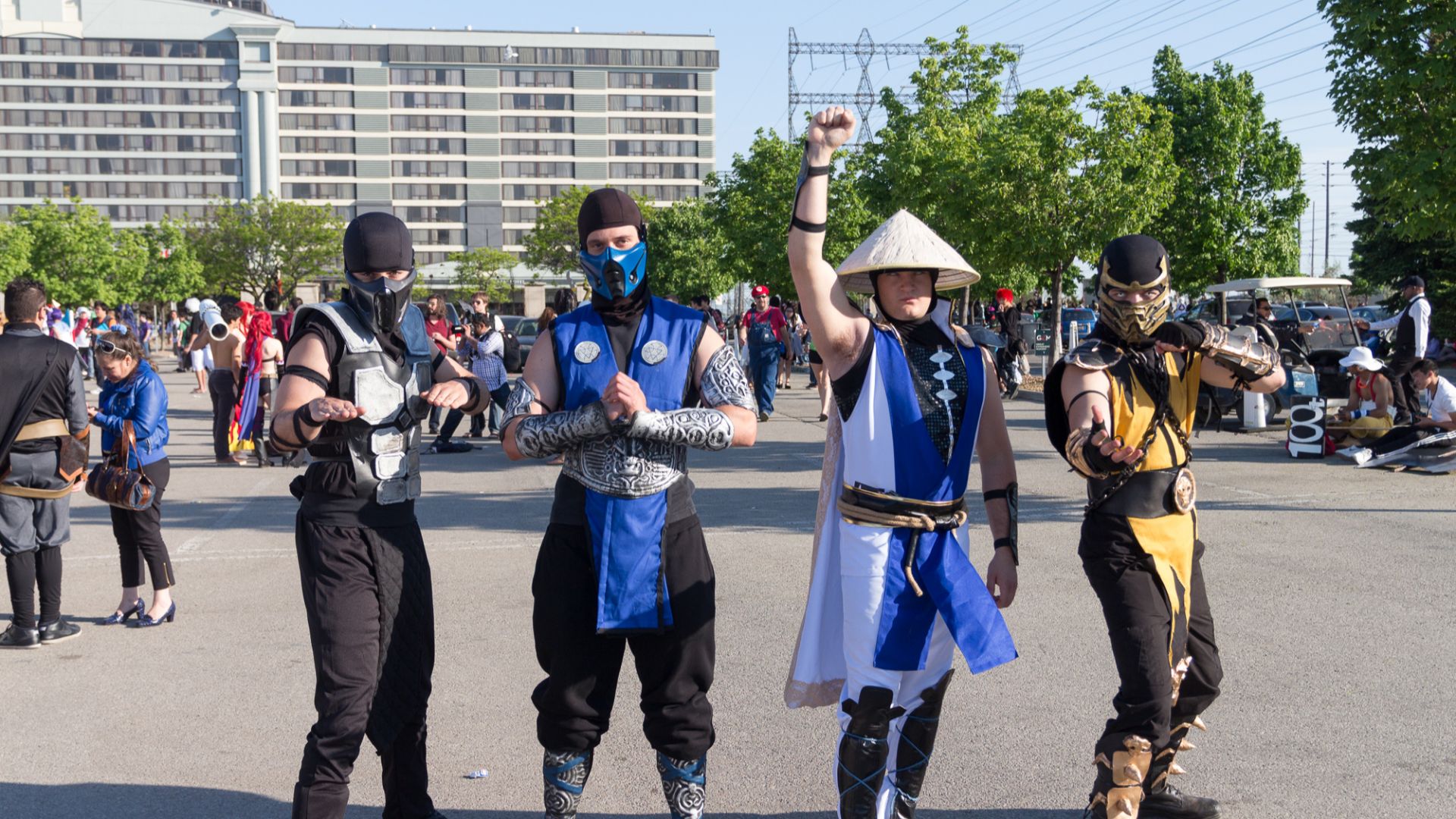 File:Mortal Kombat Cosplayers at Anime North 2015.jpg
