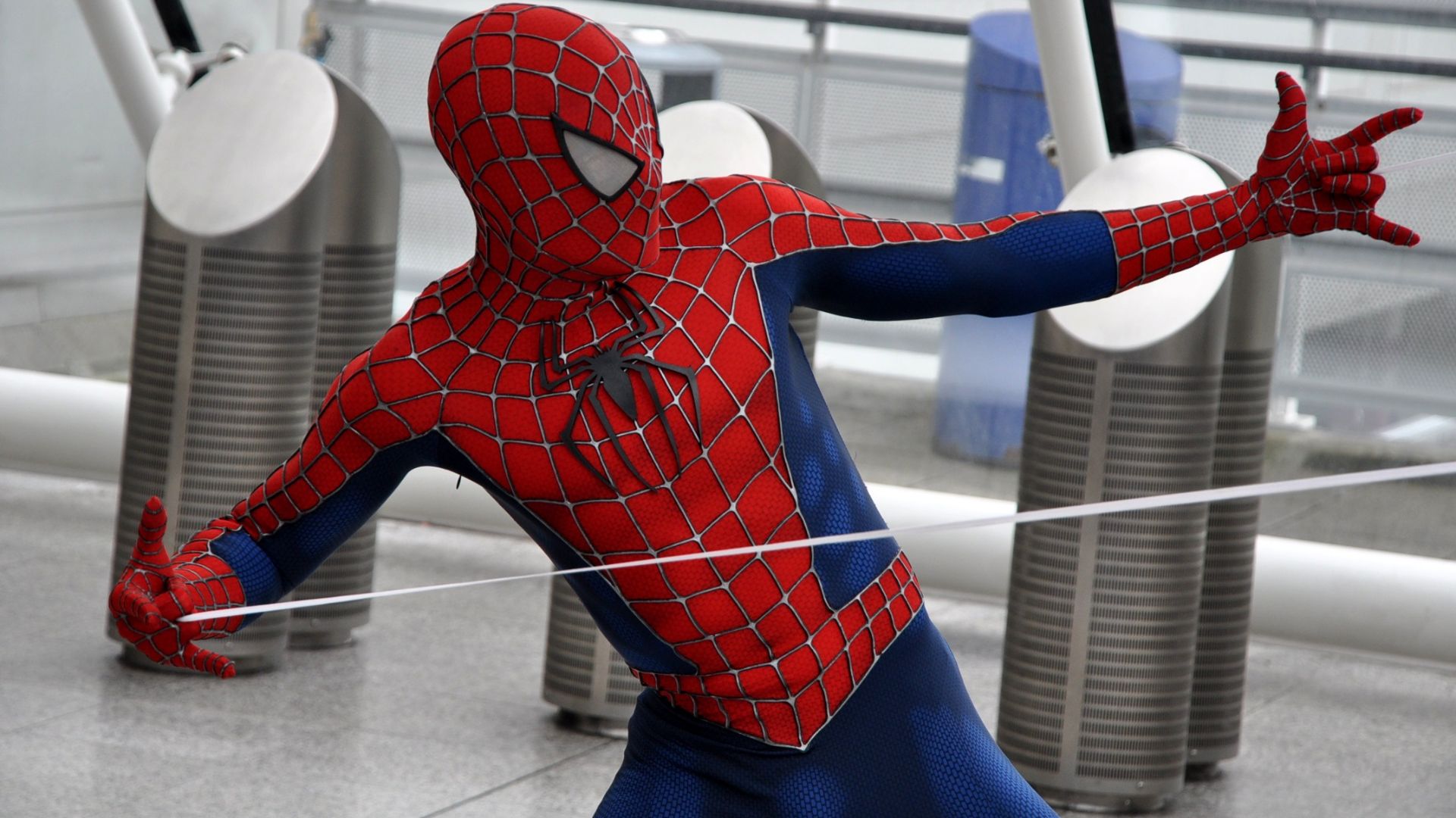 File:MCM 2013 - Spider-Man vs Doctor Octopus (8979319692).jpg